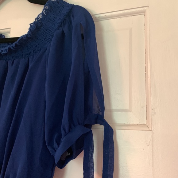 Blue/black/white patterned dress - Picture 3 of 5